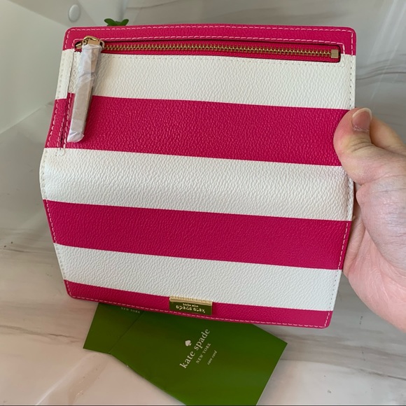 Brand new Kate Spade Wallet - Picture 3 of 9